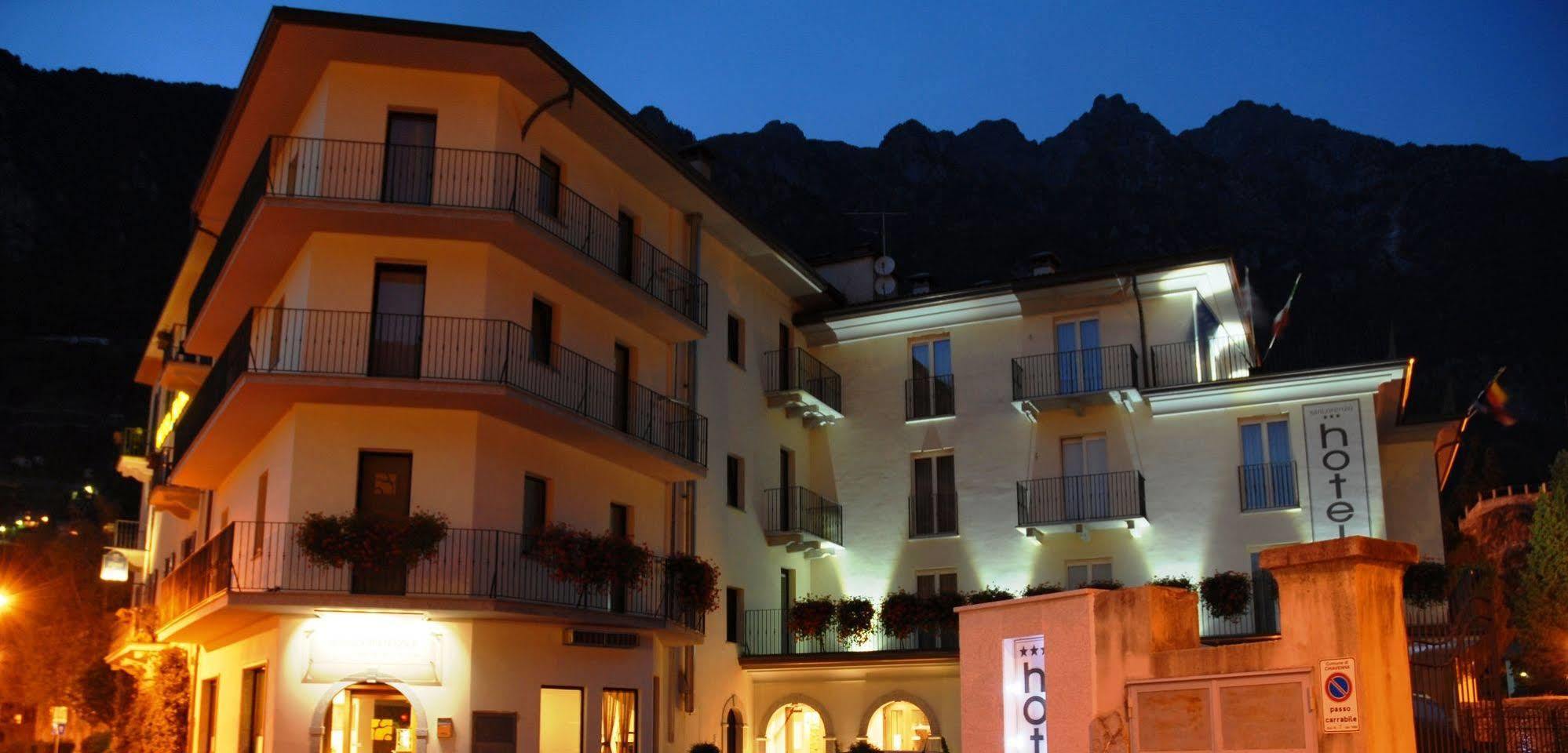 Hotel San Lorenzo Киавенна Экстерьер фото